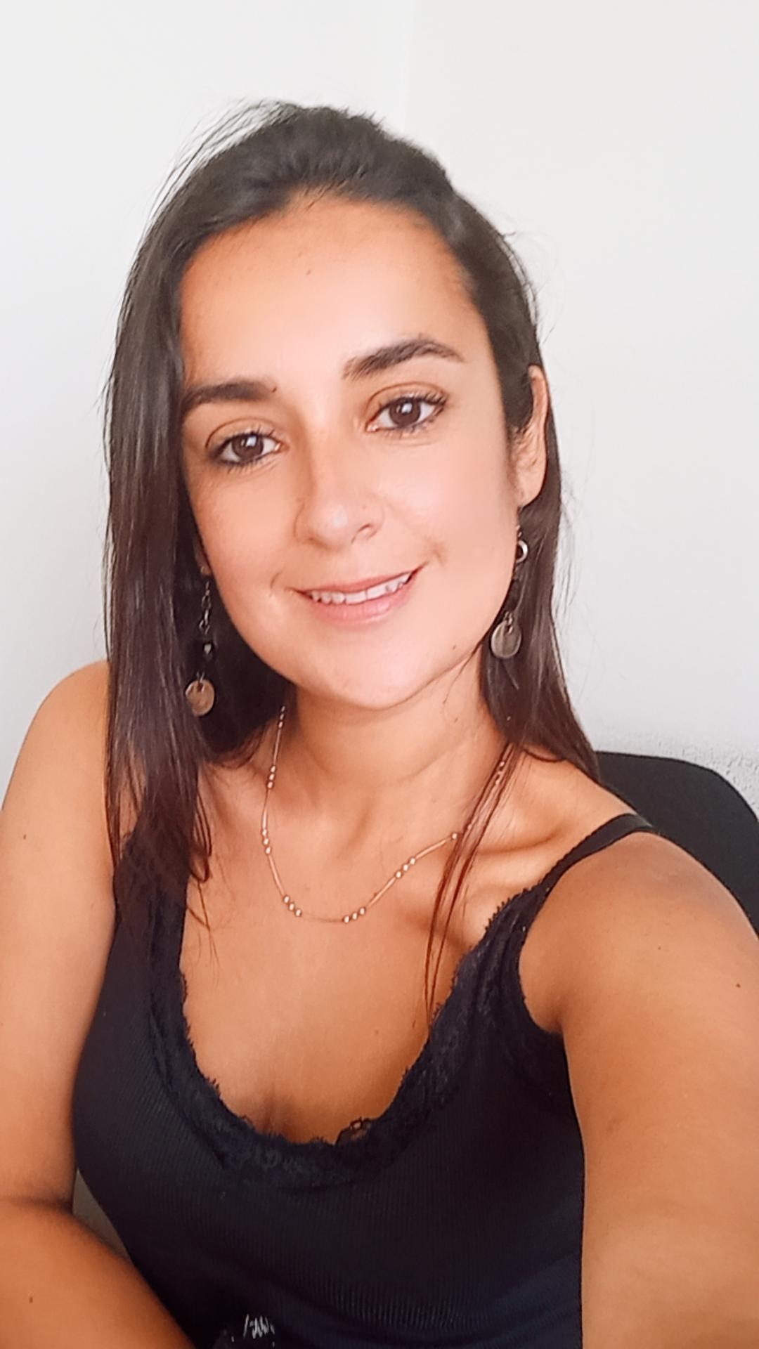 Javiera Valencia Trabajadora Social (1)